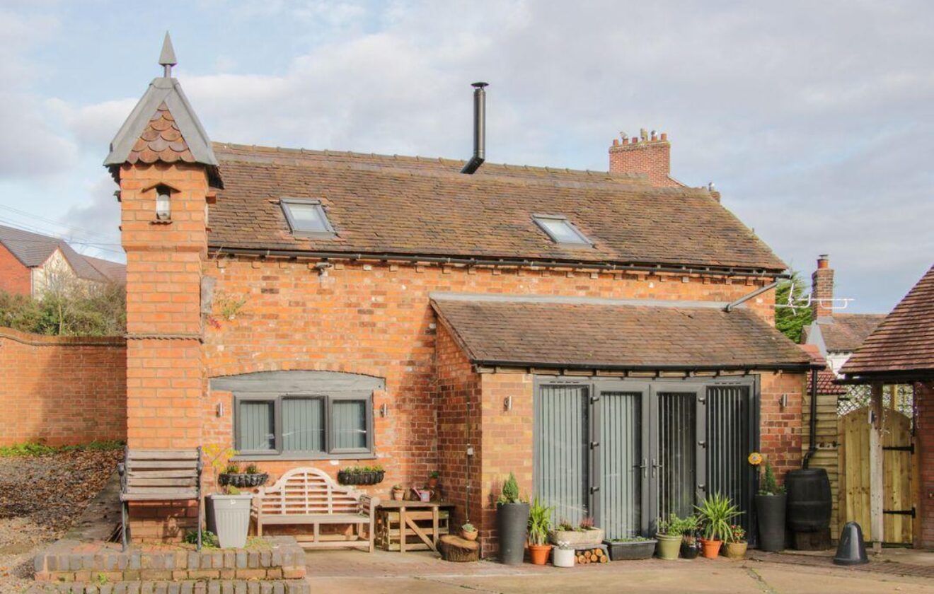 Luxury Cottage In Shropshire - Bank House Barn