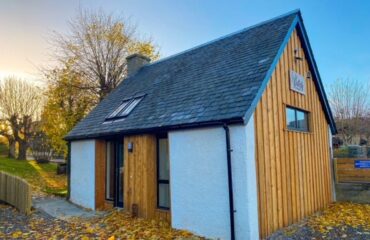 Butterfly Cottage - Romantic Holiday Cottage, Grantown-On-Spey