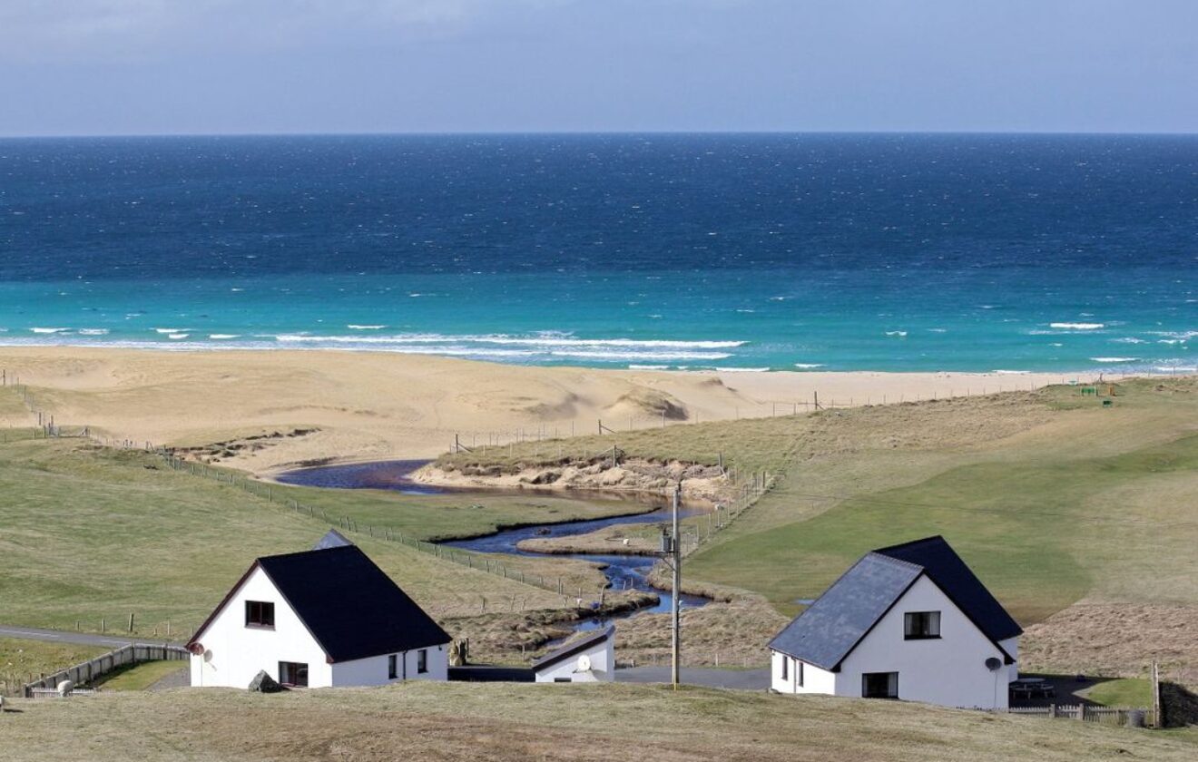 Otter Cottage - Beach View Holiday Cottage, Isle of Harris