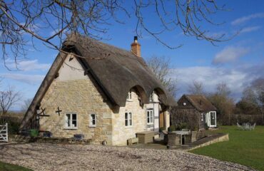 Field Cottage & Garden Room - Two Holiday Cottages, Worcestershire