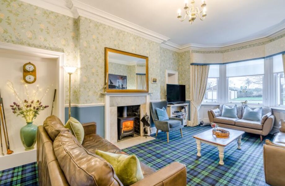 Pinewood Country House